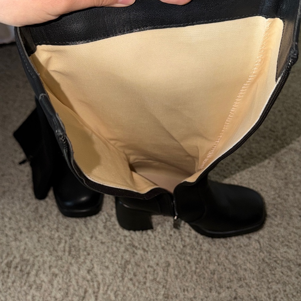 Black Platform Boots - Picture 10 of 10